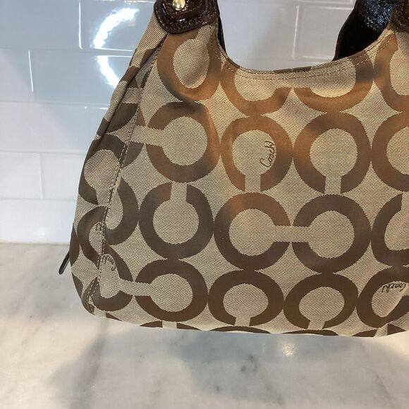 Coach Madison Maggie Mia Optic beige Canvas C Logo Hobo - Picture 5 of 13